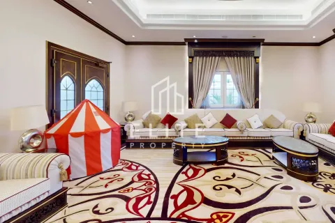 Villa en Dubai, 6 dormitorios, № 56041 - foto 25