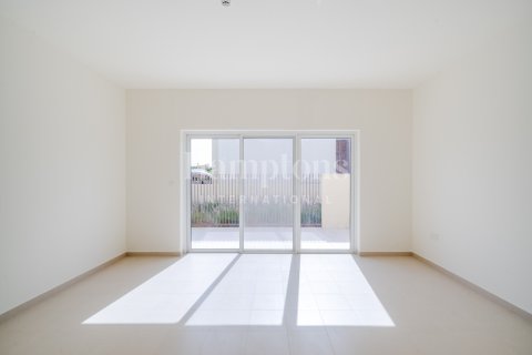 Снять в аренду квартиру в Dubai South (Dubai World Central), Дубай: 2 спальни, 150.80014960м², № 135025 - фото 14
