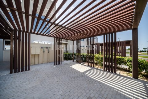 Снять в аренду квартиру в Dubai South (Dubai World Central), Дубай: 2 спальни, 150.80014960м², № 135025 - фото 26