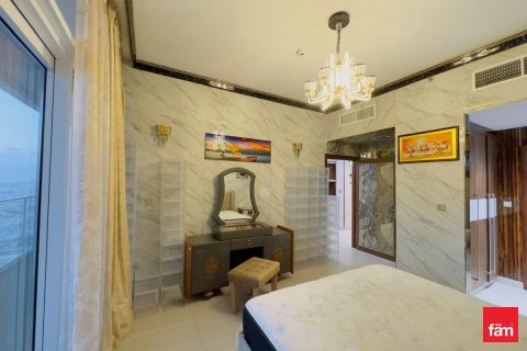 Apartment in Al Kifaf, Dubai 1 bedroom, 91.7 sq.m. № 72336 - photo 10