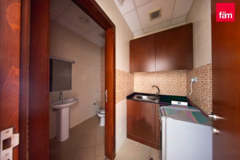 Bureau à Business Bay, Dubai, 61.4 m², № 72337 - photo 12