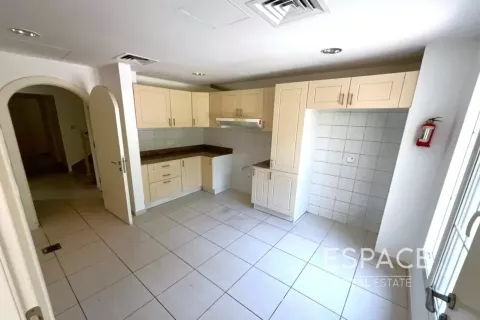 Villa à The Springs, Dubai, 3 chambres, 209 m², № 122807 - photo 4