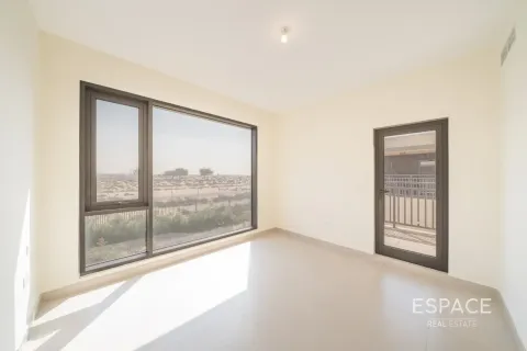 Townhouse in Dubai Hills Estate, Dubai 4 bedrooms, 229 sq.m. № 122742 - photo 12