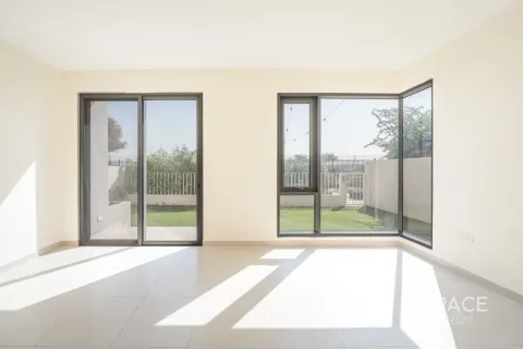 Townhouse in Dubai Hills Estate, Dubai 4 bedrooms, 229 sq.m. № 122742 - photo 5