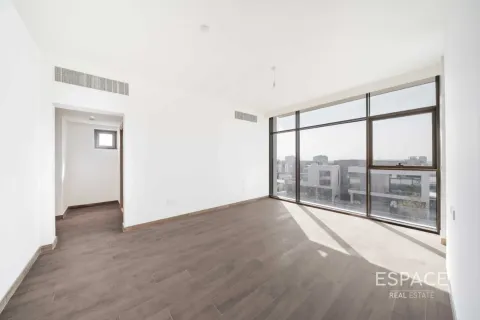 Villa in Al Furjan, Dubai 4 bedrooms, 402 sq.m. № 122808 - photo 15