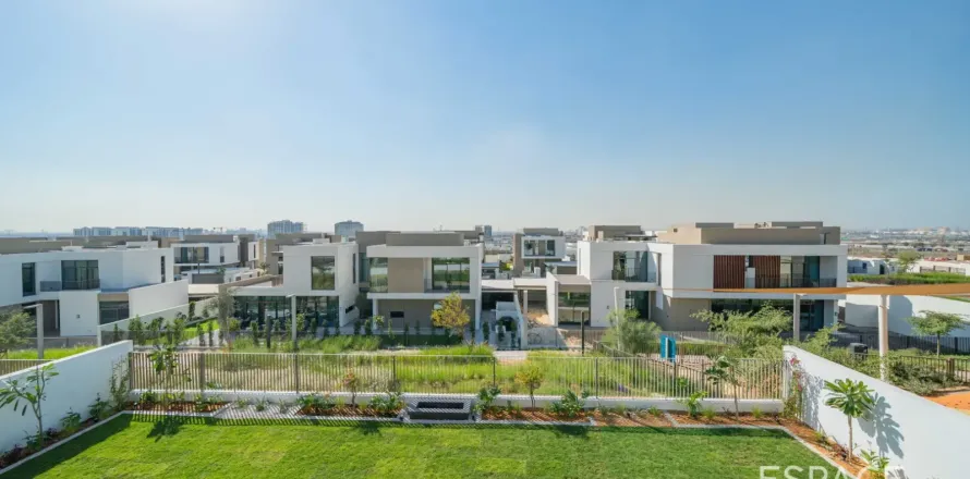 Villa in Al Furjan, Dubai 4 bedrooms, 402 sq.m. № 122808
