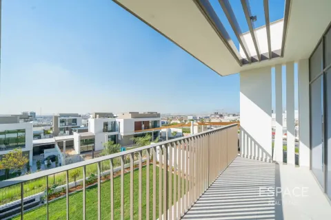 Villa in Al Furjan, Dubai 4 bedrooms, 402 sq.m. № 122808 - photo 17