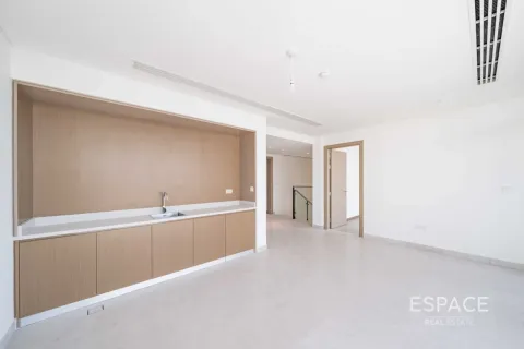 Villa in Al Furjan, Dubai 4 bedrooms, 402 sq.m. № 122808 - photo 10