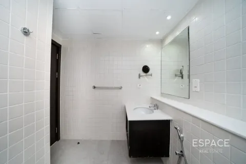 Apartment in Marina Quay West, Dubai Marina, Dubai 1 bedroom, 72 sq.m. № 122810 - photo 11