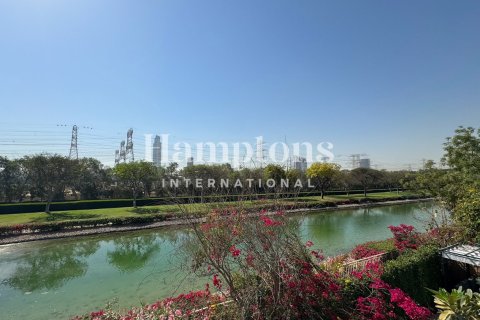 Villa in Springs 15, The Springs, Dubai 2 bedrooms, 166.66798200 sq.m. № 63489 - photo 2