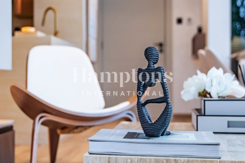 Снять в аренду квартиру в Даунтаун Дубай (Даунтаун Бурдж Дубай), Дубай: 2 спальни, 121.17988611м², № 63490 - фото 1