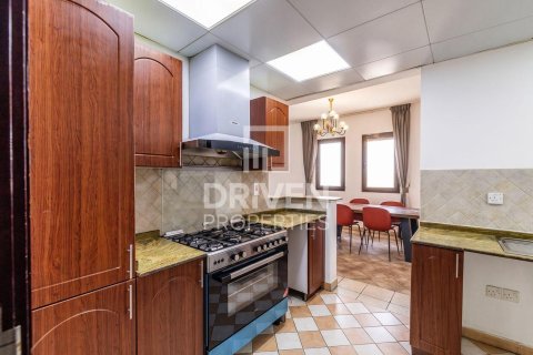 Apartment in Dubai Festival City, Dubai 2 bedrooms, 196.03 sq.m. № 129524 - photo 2