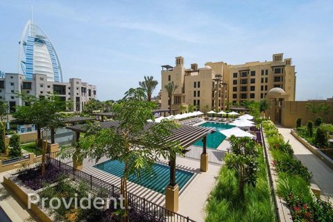 Appartement à Umm Suqeim, Dubai, 4 chambres, № 3095 - photo 9