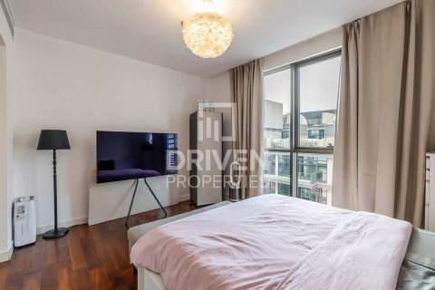 Duplex in City Walk, Dubai 4 bedrooms, 273 sq.m. № 18739 - photo 9