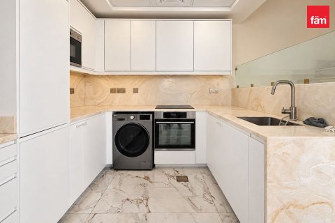 Adosado en Dubai, 2 dormitorios, 423 m², № 141640 - foto 5