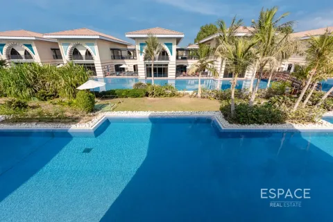 Villa in Palm Jumeirah, Dubai 4 bedrooms, 581 sq.m. № 122967 - photo 19