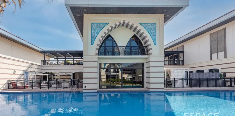 Villa in Palm Jumeirah, Dubai 4 bedrooms, 581 sq.m. № 122967