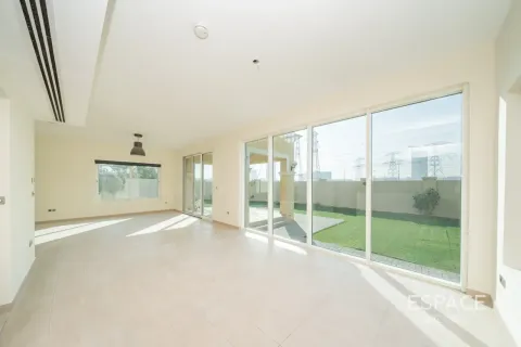 Villa à Legacy Nova Villas, Jumeirah Park, Dubai, 4 chambres, 455 m², № 122970 - photo 4