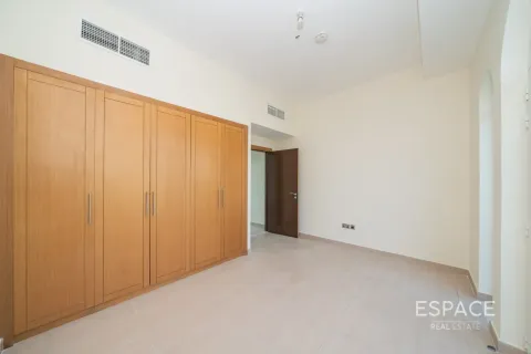 Villa à Legacy Nova Villas, Jumeirah Park, Dubai, 4 chambres, 455 m², № 122970 - photo 8