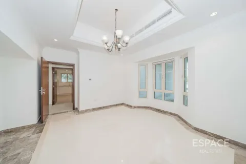 Villa à Jumeirah Islands, Dubai, 4 chambres, 481 m², № 122971 - photo 7
