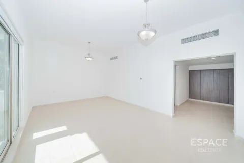 Villa à Jumeirah Islands, Dubai, 4 chambres, 481 m², № 122971 - photo 16