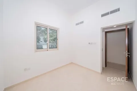 Villa à Jumeirah Islands, Dubai, 4 chambres, 481 m², № 122971 - photo 10