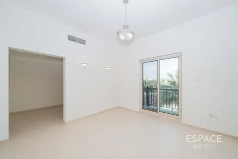 Villa à Jumeirah Islands, Dubai, 4 chambres, 481 m², № 122971 - photo 13