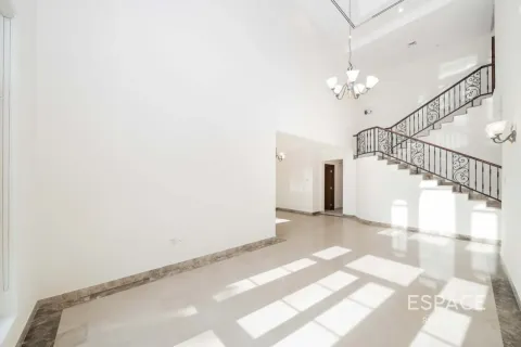 Villa à Jumeirah Islands, Dubai, 4 chambres, 481 m², № 122971 - photo 4