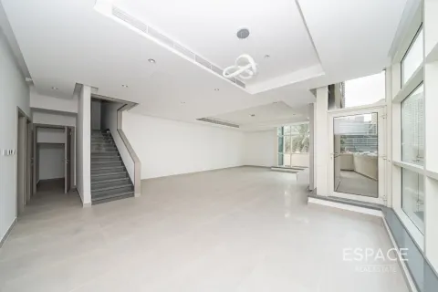 Apartment in Dubai Marina, Dubai 3 bedrooms, 266 sq.m. № 122968 - photo 3