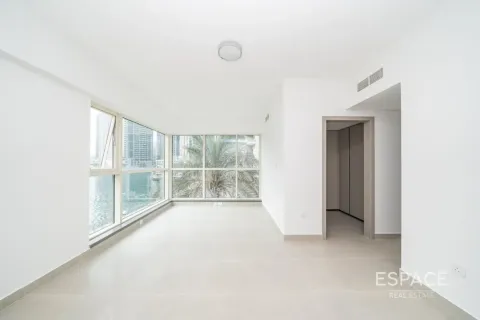 Apartment in Dubai Marina, Dubai 3 bedrooms, 266 sq.m. № 122968 - photo 13