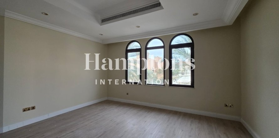 Villa en FIVE Palm Jumeirah, Palm Jumeirah, Dubai, 5 dormitorios, 263.659 m², № 102080