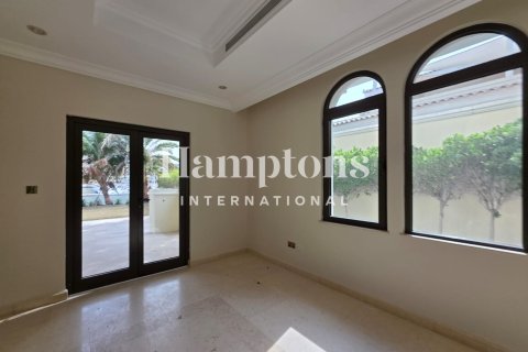 Villa en FIVE Palm Jumeirah, Palm Jumeirah, Dubai, 5 dormitorios, 263.65871400 m², № 102080 - foto 14
