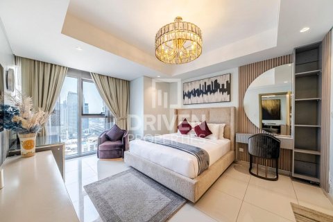 Apartamento en Paramount Tower Hotel & Residences, Business Bay, Dubai, 1 dormitorio, 70.14 m², № 127225 - foto 5