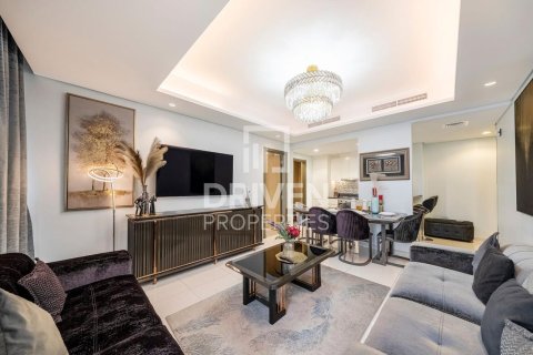 Apartamento en Paramount Tower Hotel & Residences, Business Bay, Dubai, 1 dormitorio, 70.14 m², № 127225
