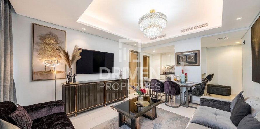 Apartamento en Paramount Tower Hotel & Residences, Business Bay, Dubai, 1 dormitorio, 70.14 m², № 127225