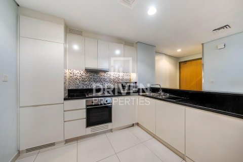 Apartamento en Paramount Tower Hotel & Residences, Business Bay, Dubai, 1 dormitorio, 70.14 m², № 127225 - foto 9