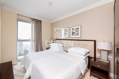 Apartment in The Address Residence Fountain Views, Downtown Dubai (Downtown Burj Dubai), Dubai 2 bedrooms, 134.24 sq.m. № 127228 - photo 6