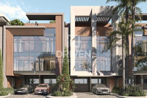 Adosado en Dubai Investment Park, Dubai, 4 dormitorios, 257.53 m², № 127226 - foto 7