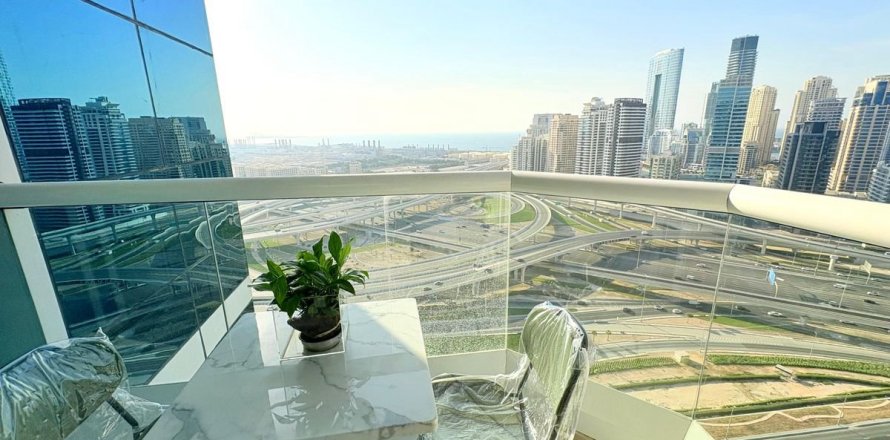 Apartamento en Dubai, 1 dormitorio, 82.5 m², № 70731