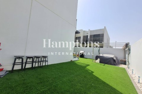 Townhouse in Dubai 3 bedrooms, 234.39426900 sq.m. № 63368 - photo 2