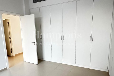 Villa in Dubai Land, Dubai 4 bedrooms, 324.51017900 sq.m. № 63885 - photo 26