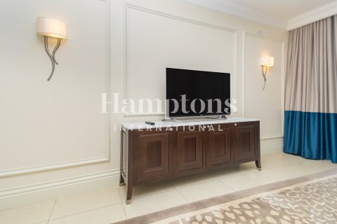 Hotel Apartment in Downtown Dubai (Downtown Burj Dubai), Dubai 2 bedrooms, 162.60997896 sq.m. № 63884 - photo 3