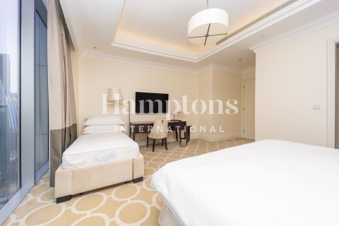Hotel Apartment in Downtown Dubai (Downtown Burj Dubai), Dubai 2 bedrooms, 162.60997896 sq.m. № 63884 - photo 20