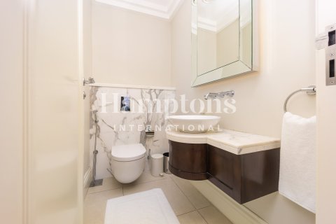 Hotel Apartment in Downtown Dubai (Downtown Burj Dubai), Dubai 2 bedrooms, 162.60997896 sq.m. № 63884 - photo 14