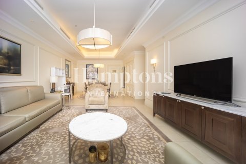 Hotel Apartment in Downtown Dubai (Downtown Burj Dubai), Dubai 2 bedrooms, 162.60997896 sq.m. № 63884 - photo 4