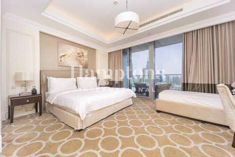 Hotel Apartment in Downtown Dubai (Downtown Burj Dubai), Dubai 2 bedrooms, 162.60997896 sq.m. № 63884 - photo 26