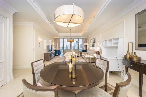 Hotel Apartment in Downtown Dubai (Downtown Burj Dubai), Dubai 2 bedrooms, 162.60997896 sq.m. № 63884 - photo 7