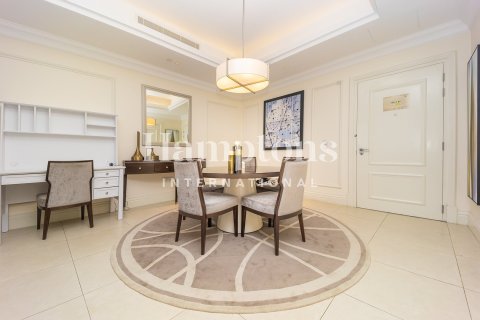 Hotel Apartment in Downtown Dubai (Downtown Burj Dubai), Dubai 2 bedrooms, 162.60997896 sq.m. № 63884 - photo 8