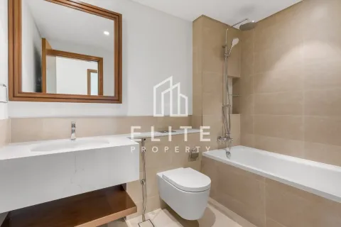 Apartment in EMAAR Beachfront, Dubai Harbour, Dubai 2 bedrooms, 124 sq.m. № 121709 - photo 14