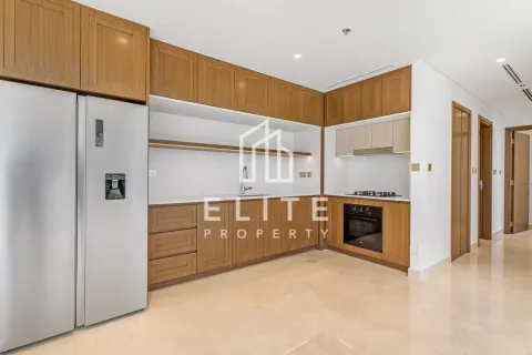 Apartment in EMAAR Beachfront, Dubai Harbour, Dubai 2 bedrooms, 124 sq.m. № 121709 - photo 7